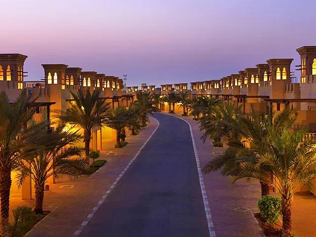 Hotel Al Hamra Village